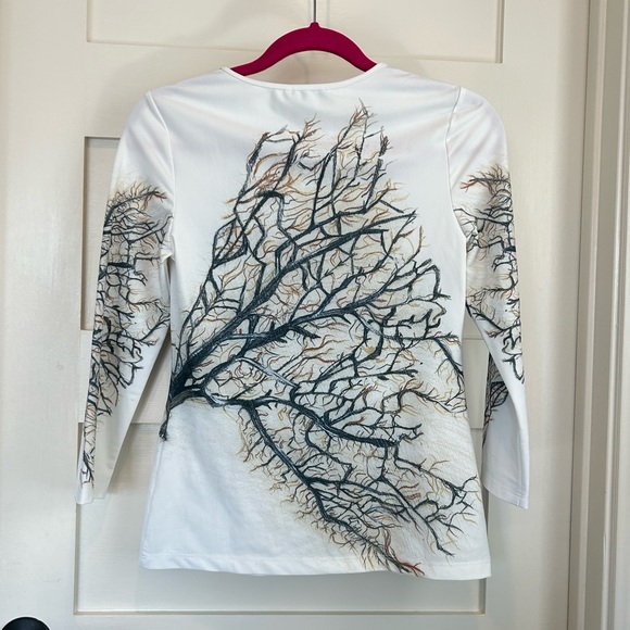 Coral Print Ala Isham Top - Picture 4 of 4